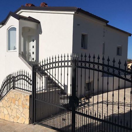 Mara Apartment Rogoznica  Luaran gambar