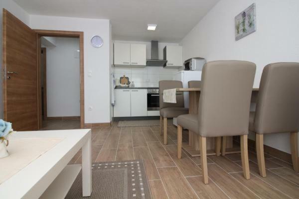Mara Apartment Rogoznica  Luaran gambar