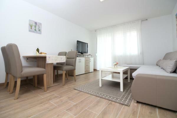 Mara Apartment Rogoznica  Luaran gambar
